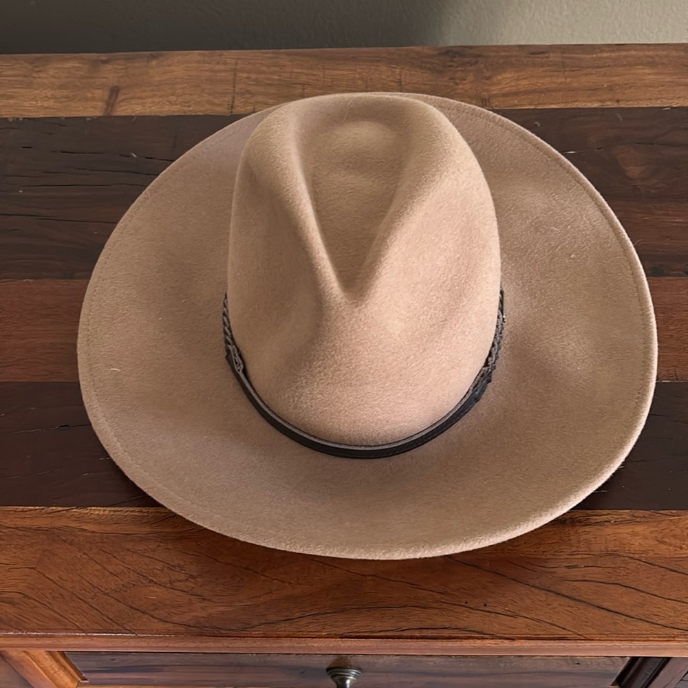 Barbour felt hat